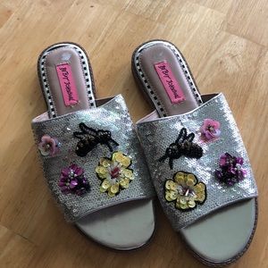 Betsey Johnson slide Sandals, Sequined with Bees